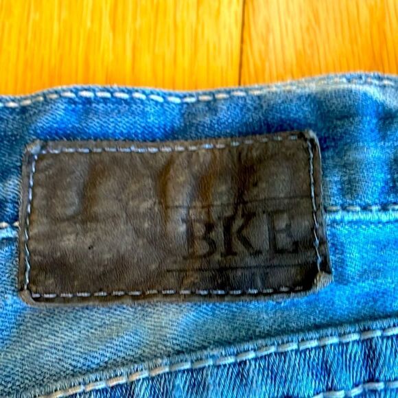 Jake BKE Jeans Blue Distressed Women's 31R - Picture 8 of 8